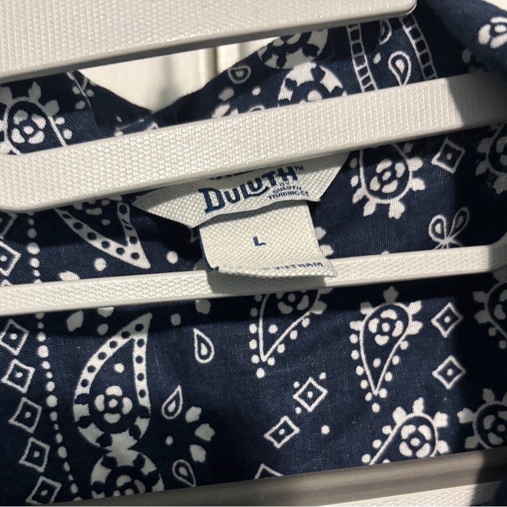 Duluth Trading Co. Navy Blue Bandana Paisley Print Short Sleeve Button Down - Picture 2 of 4